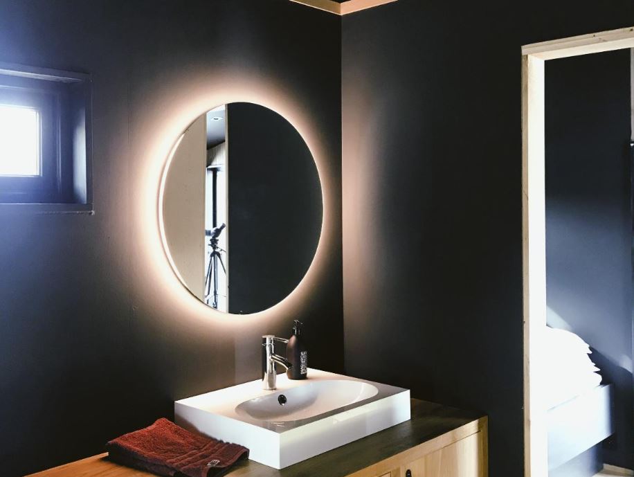 fancy bathroom mirror